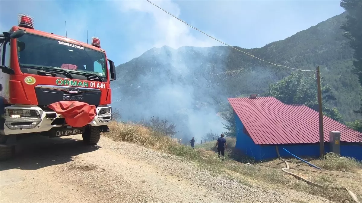 Saimbeyli\'de Yangın Kontrol Altına Alındı