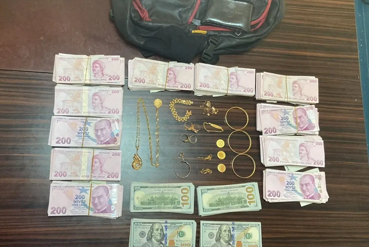 Adana\'da Dolandırıcılık Şebekesi Çökertildi