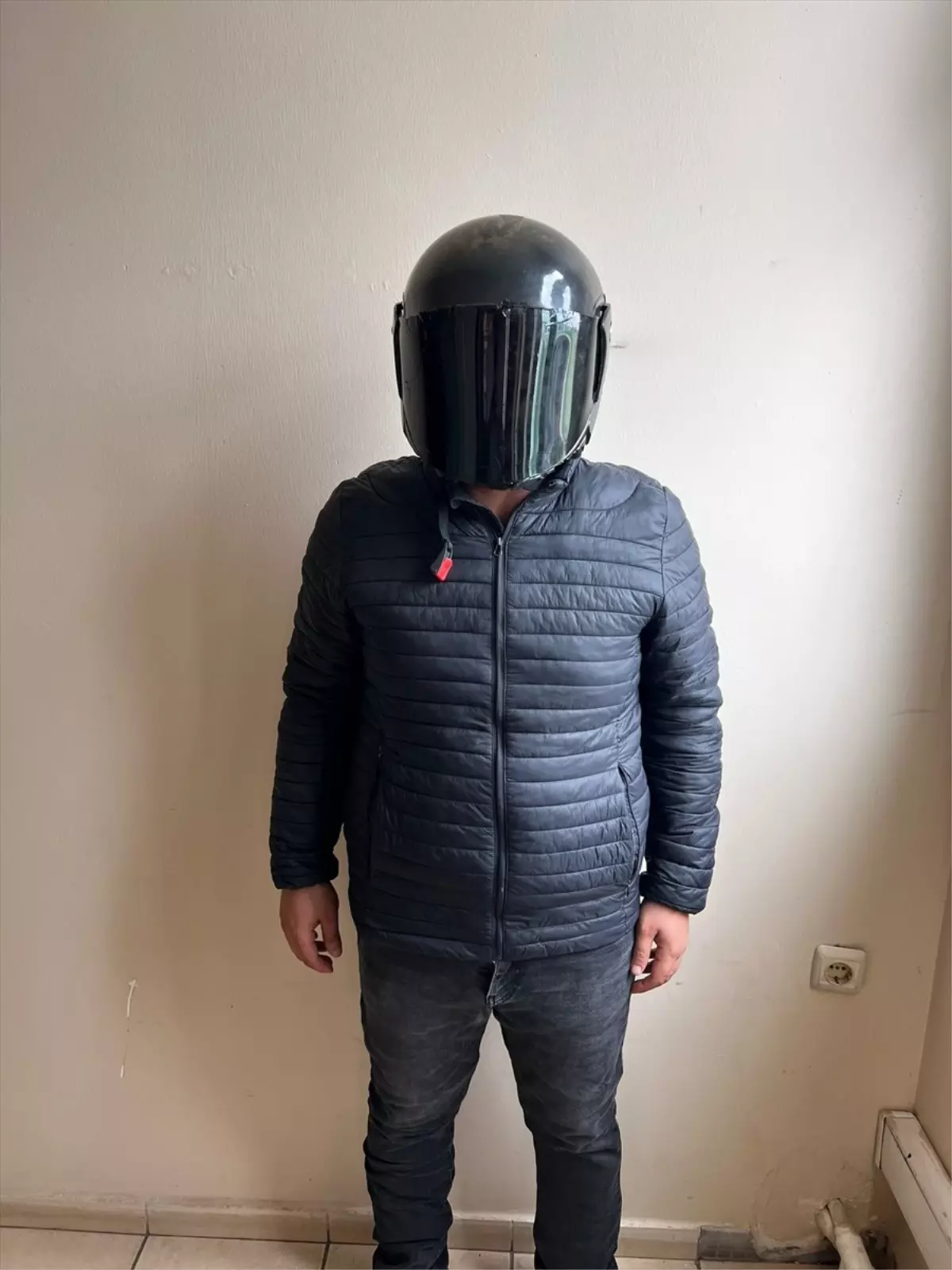 Adana\'da Motosikletten Tabanca ve Mermi Çıktı