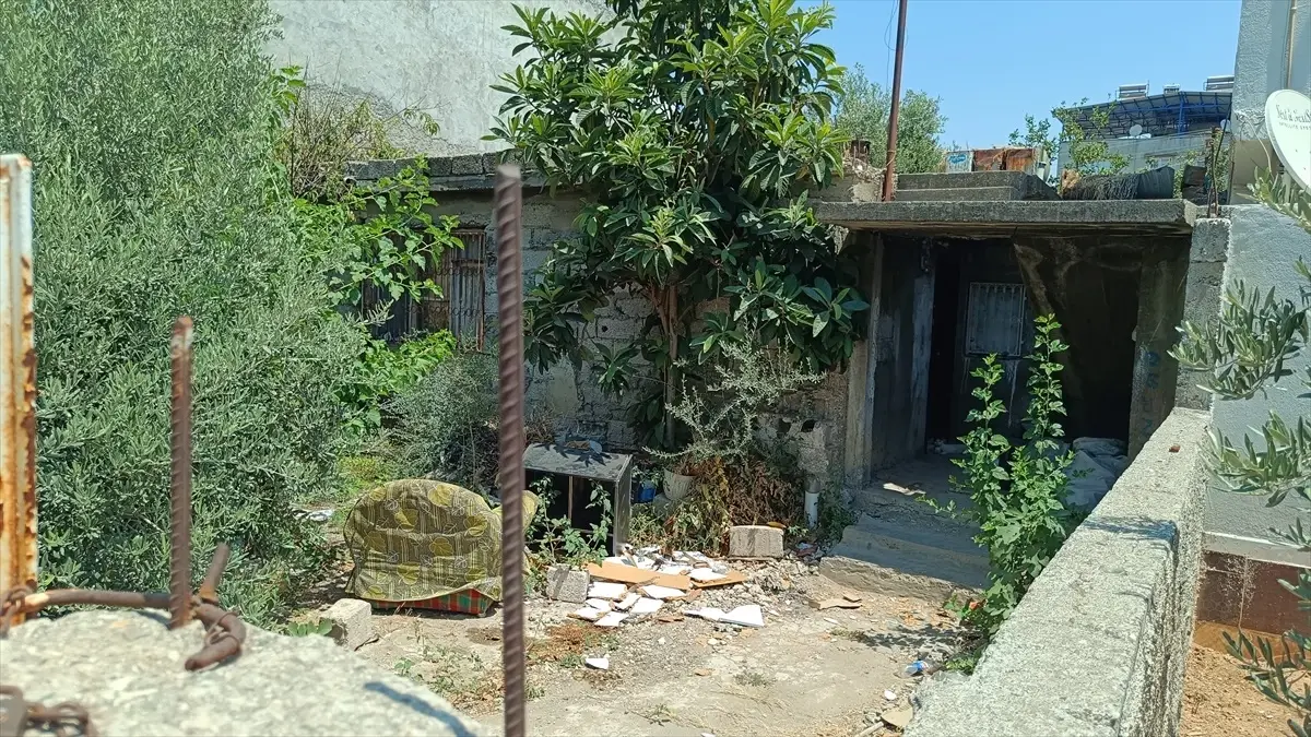 Annesini Döverek Öldüren Zanlı Yakalandı