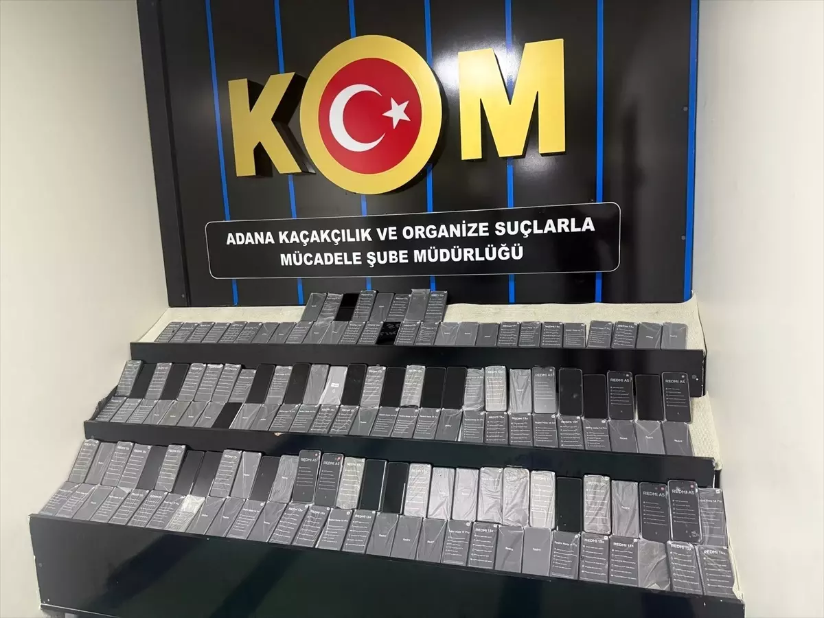 Adana\'da 149 Kaçak Cep Telefonu Ele Geçirildi