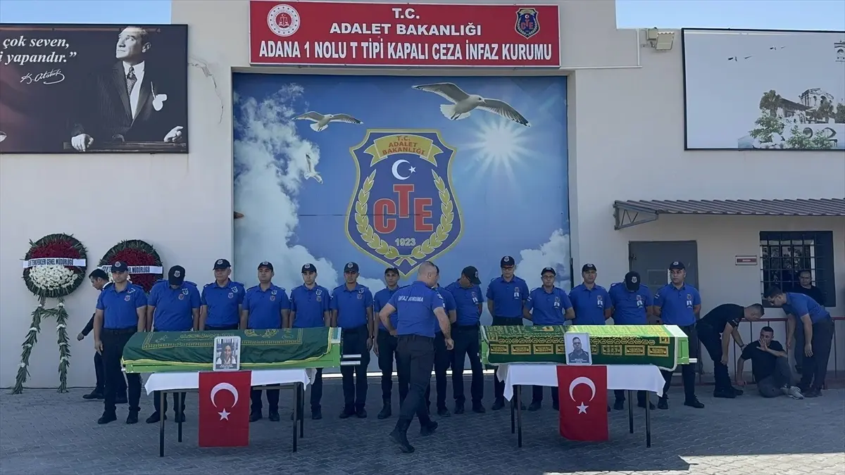Adana\'da Cezaevi Personeline Veda Töreni