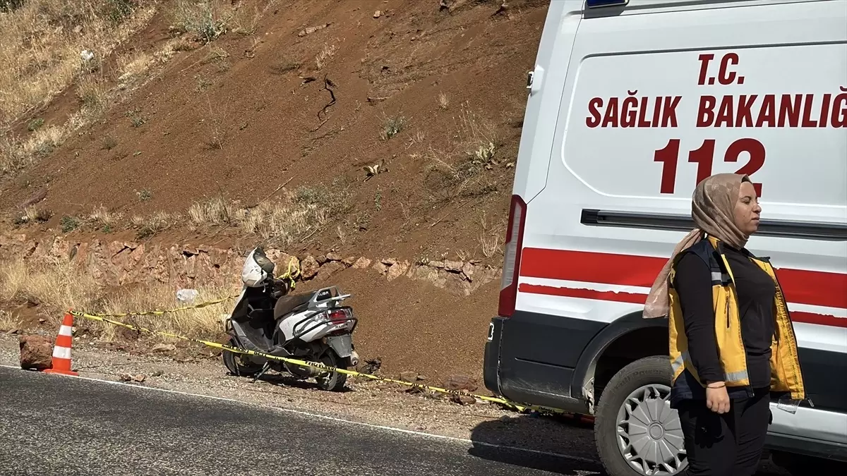 Adıyaman\'da Motosiklet Kazası: 1 Ölü, 1 Yaralı