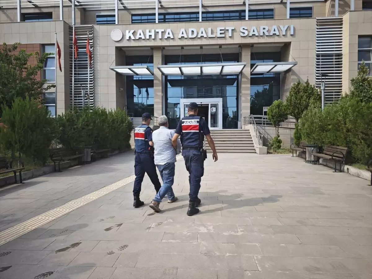 Firari Hükümlü Kahta\'da Yakalandı