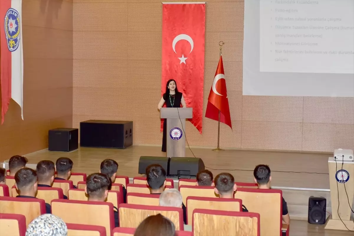 Polislere Sanal Kumar Eğitimi