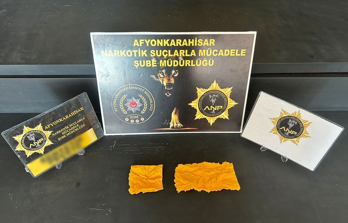 Afyonkarahisar\'da Uyuşturucu Operasyonu: 5 Tutuklama