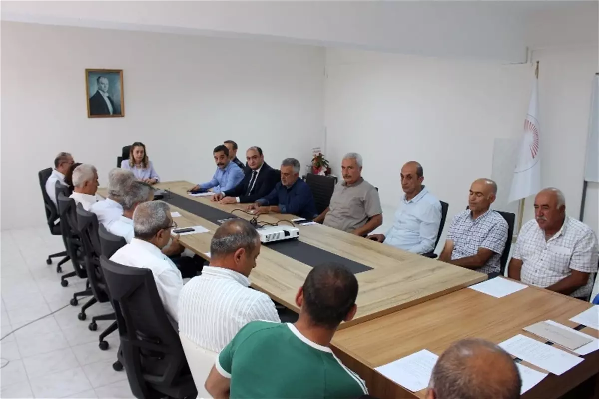 Kaymakam Yılmaz Muhtarlarla Toplantı Yaptı