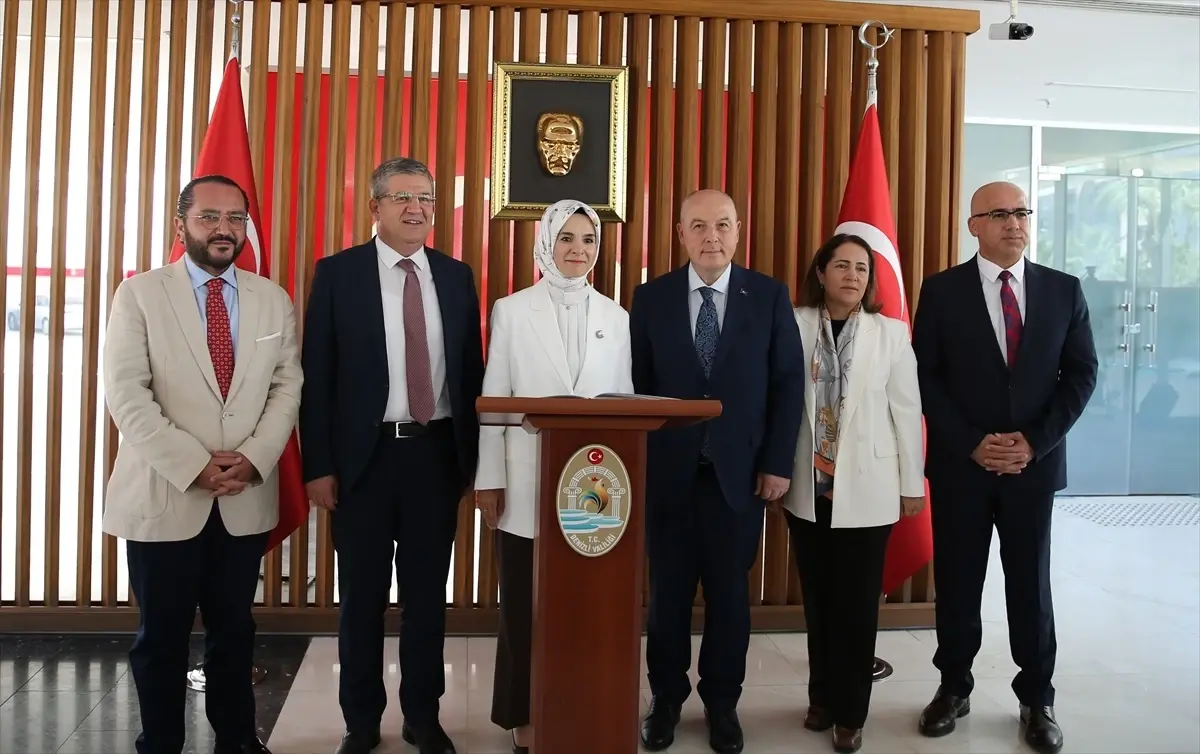 Aile ve Sosyal Hizmetler Bakanı Göktaş, Denizli Valiliği ziyaretinde konuştu Açıklaması