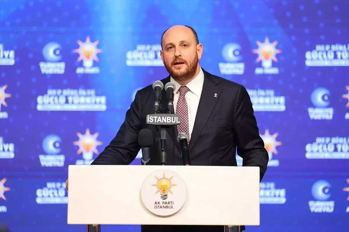 AK Parti\'den İstanbul\'un 39 ilçesindeki 1700 programa ilişkin değerlendirme toplantısı