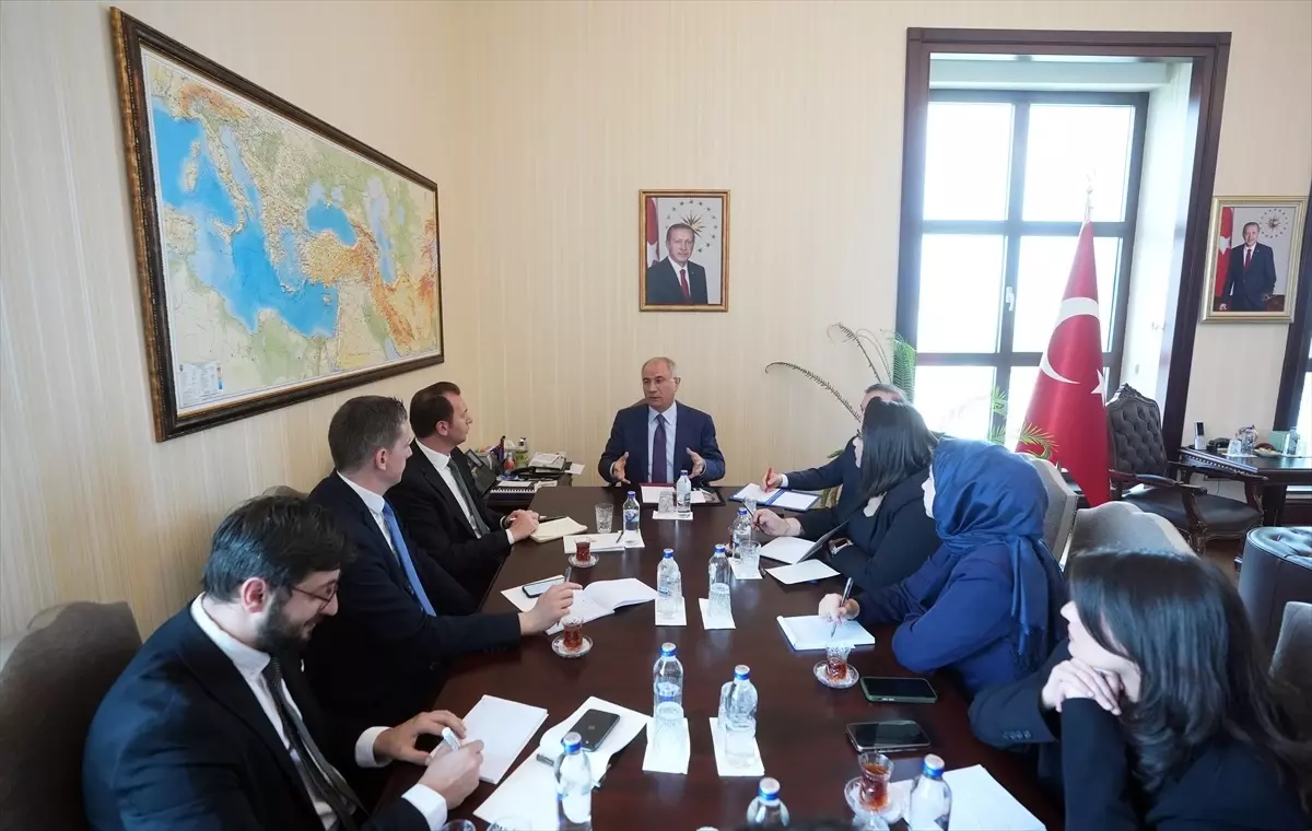 Yeni Anayasa İçin Ortak Çalışma Çağrısı