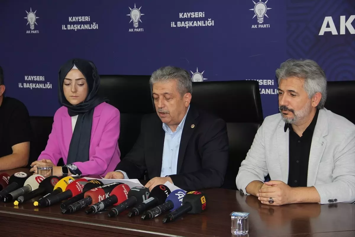 Özsoy\'dan Orman Yangınları ve Filistin Açıklamaları