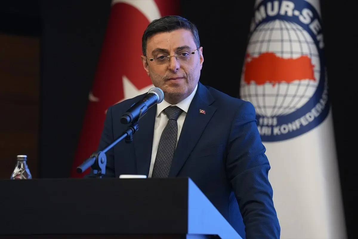 AK Parti\'li Bayram\'ın hayatını konu alan "Buğday Tanesi" filmi Memur-Sen\'de gösterildi