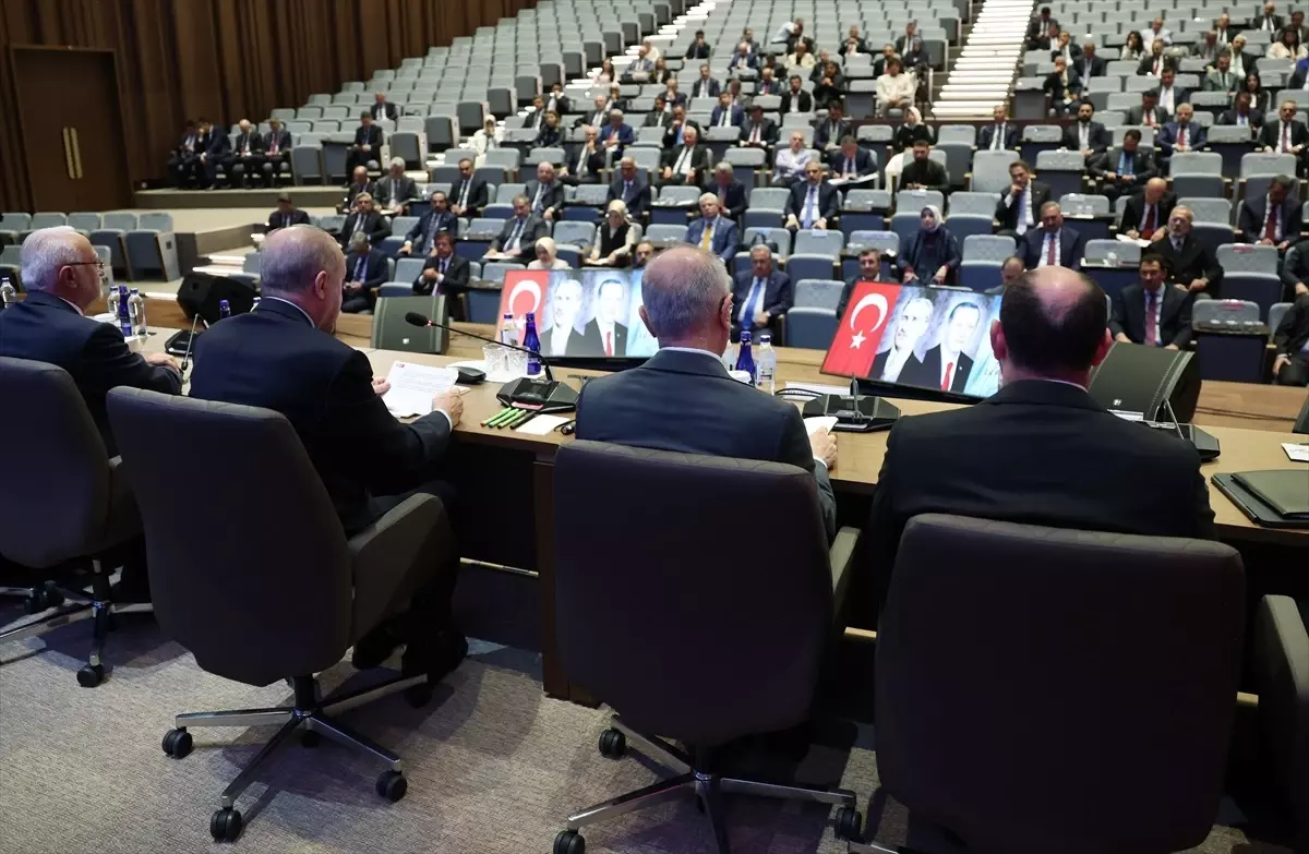 AK Parti MKYK Toplantısı başladı