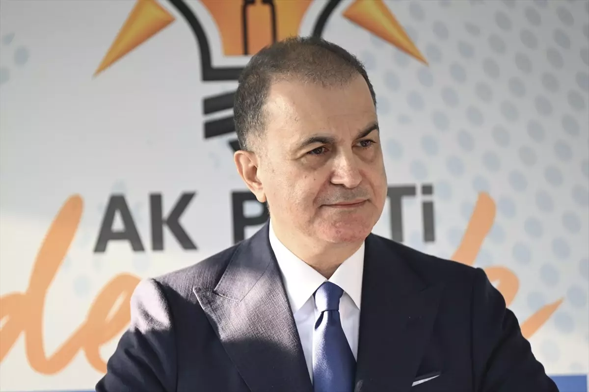 Çelik\'ten PKK\'ya Fesh ve Silah Teslimi Vurgusu