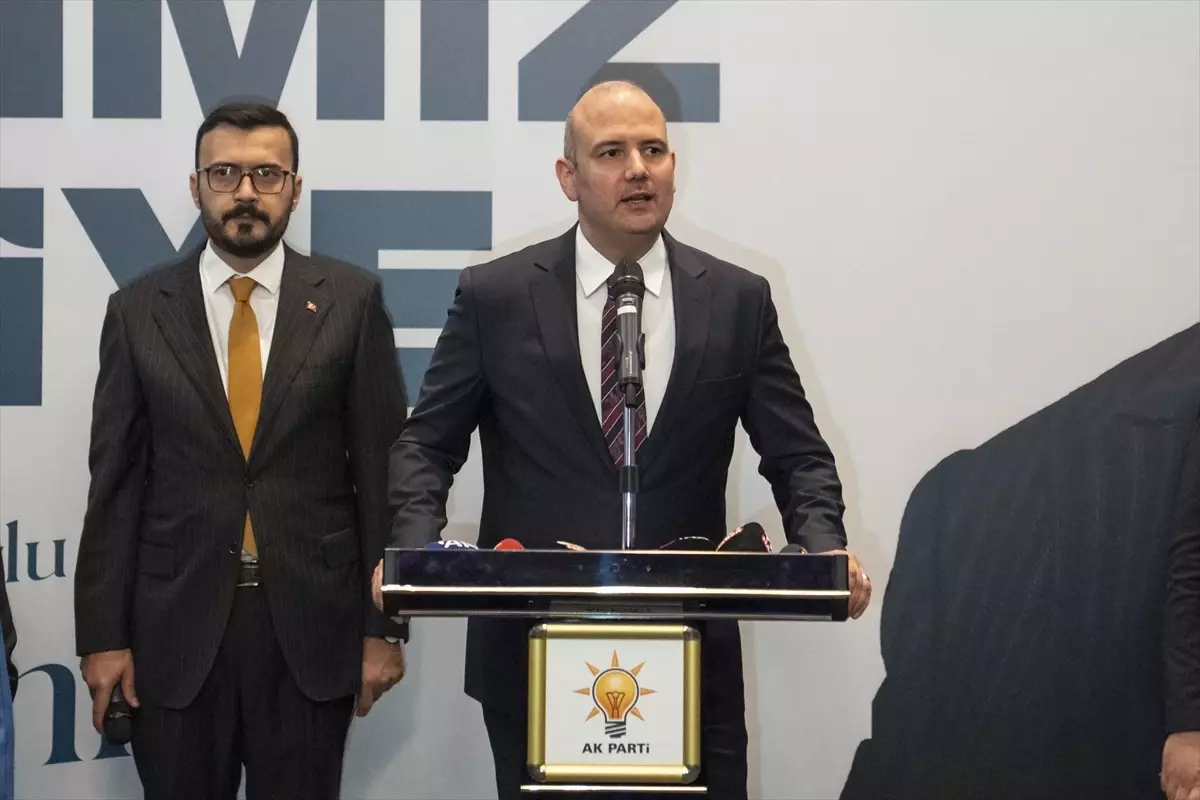 AK Parti teşkilatları Genel Merkez\'de bayramlaştı