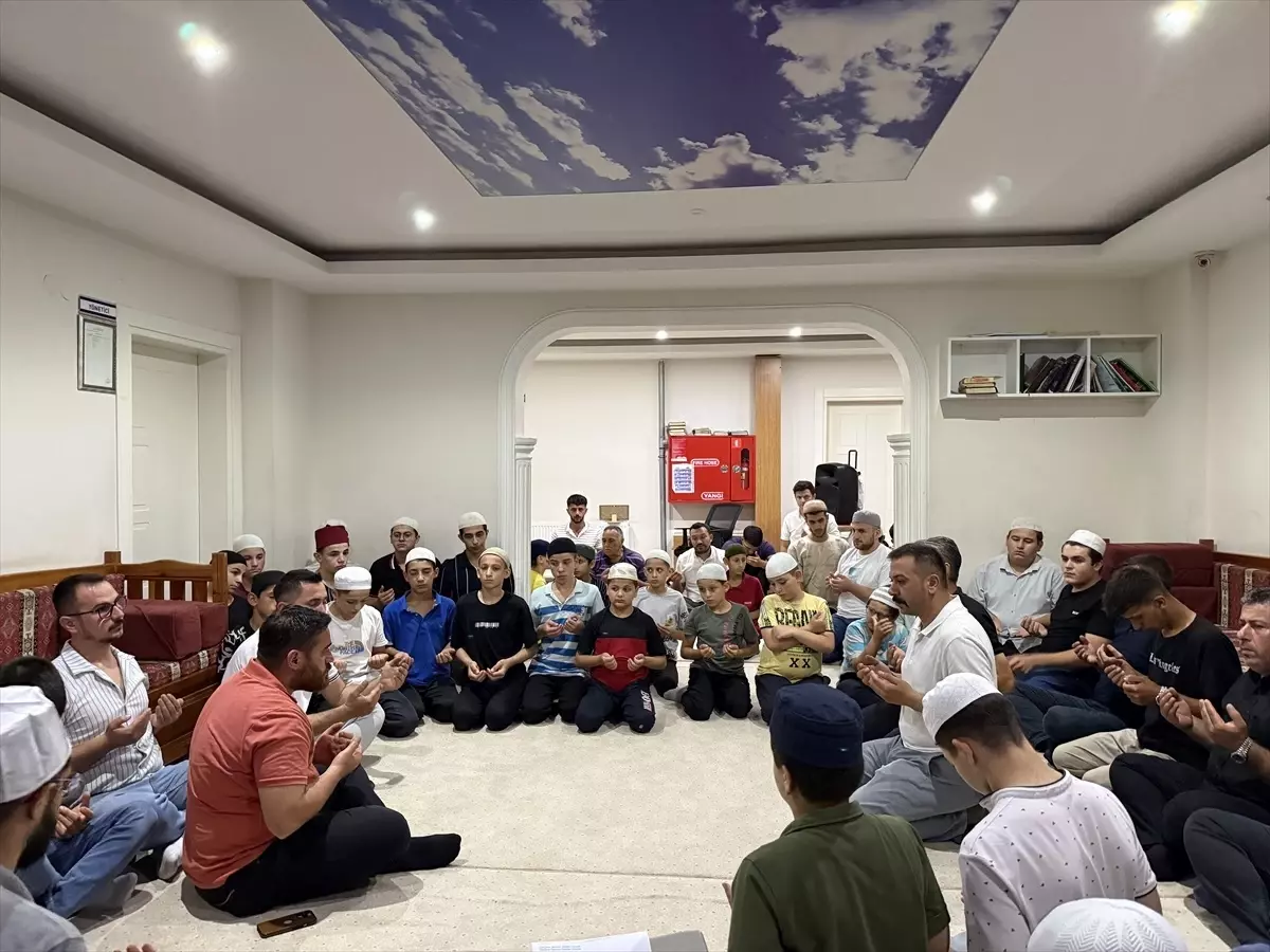 Alaçam\'da Şehitler İçin Dua Programı