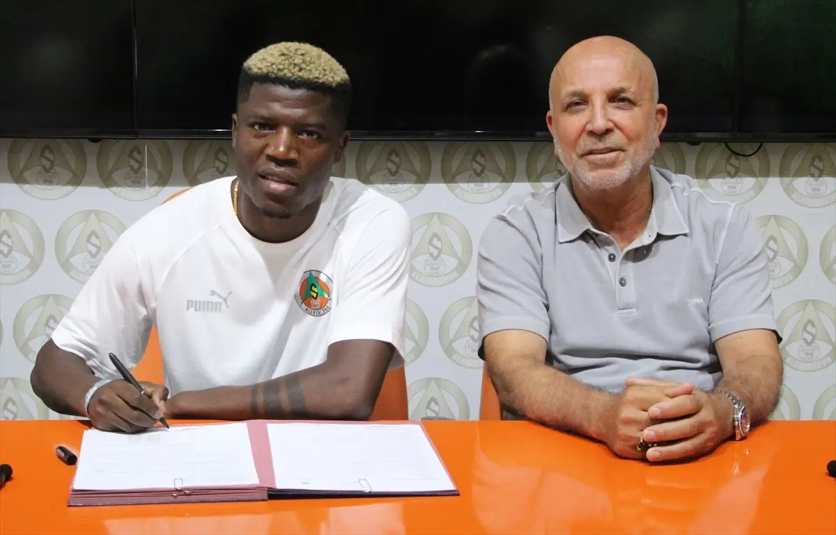 Maestro Alanyaspor\'la 4 Yıllık Anlaşma Sağladı