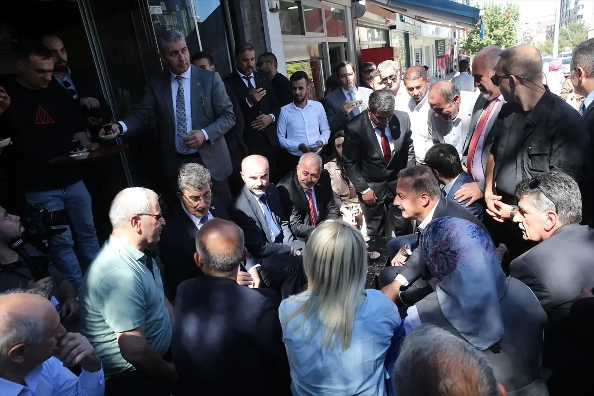 Ağıralioğlu Muş\'ta Esnafla Buluştu