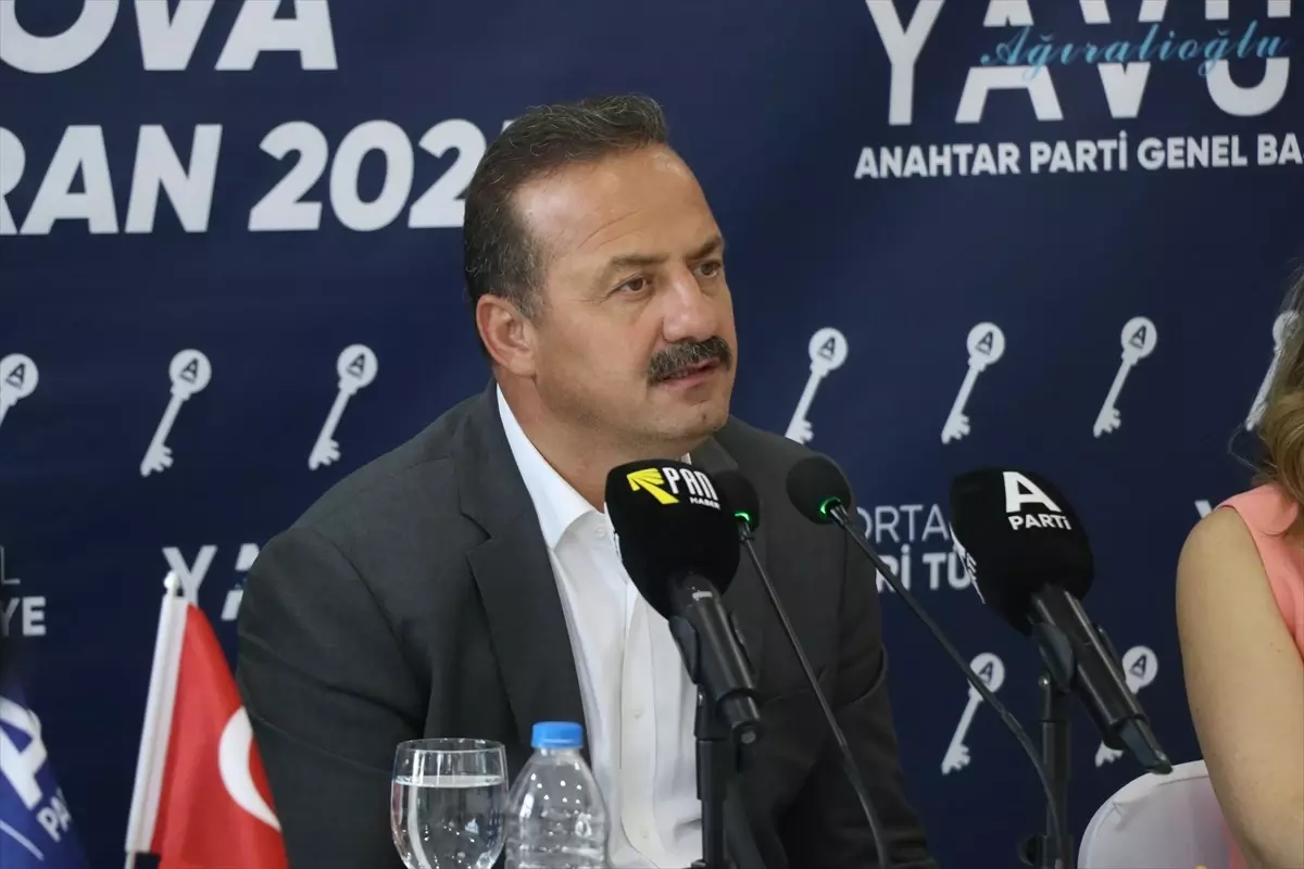 Ağıralioğlu Yalova\'da Esnafla Buluştu
