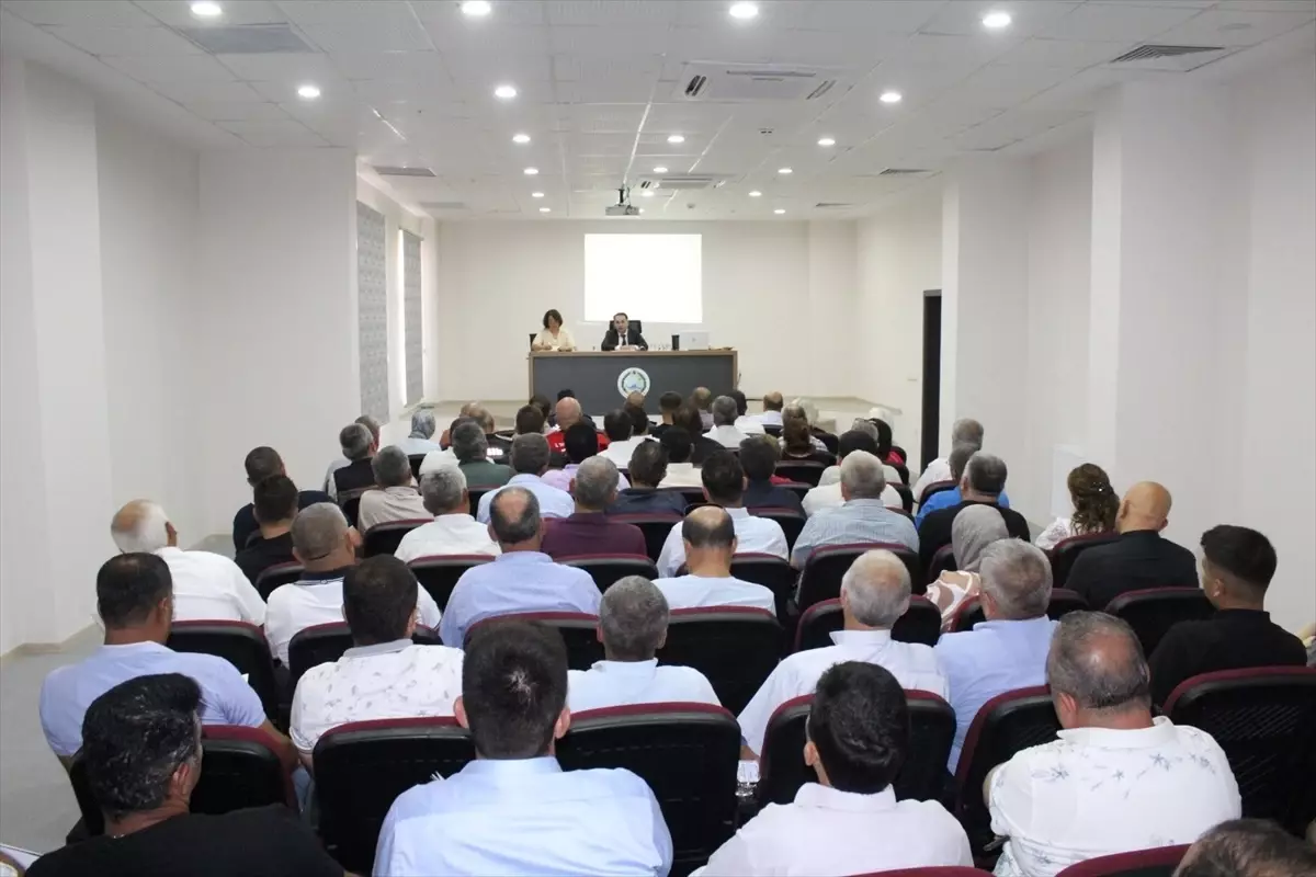 Anamur\'da Muhtarlar Toplantısı Yapıldı