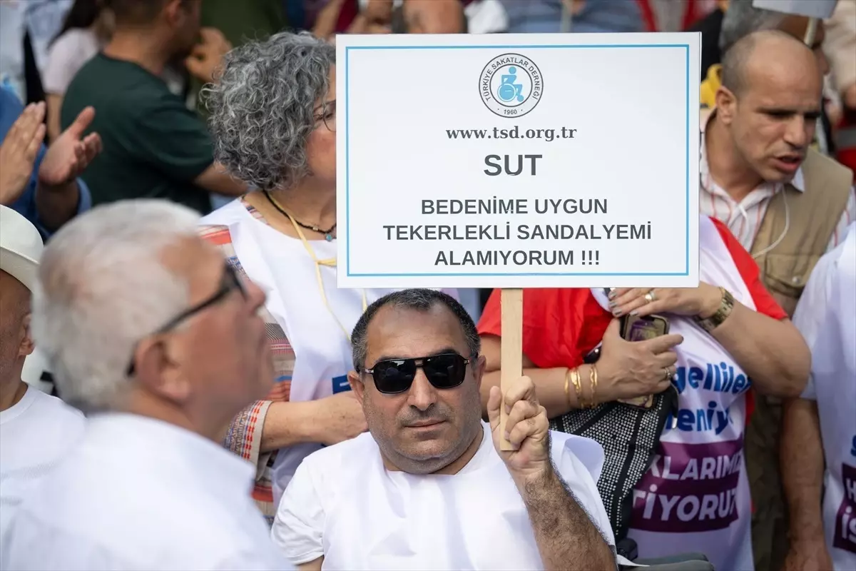 Engelli Derneklerinden Basın Açıklaması