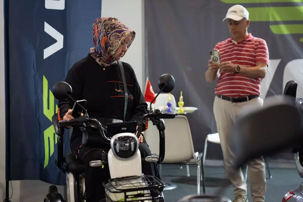 Ankara\'da Motosiklet ve Bisiklet Fuarı Açıldı