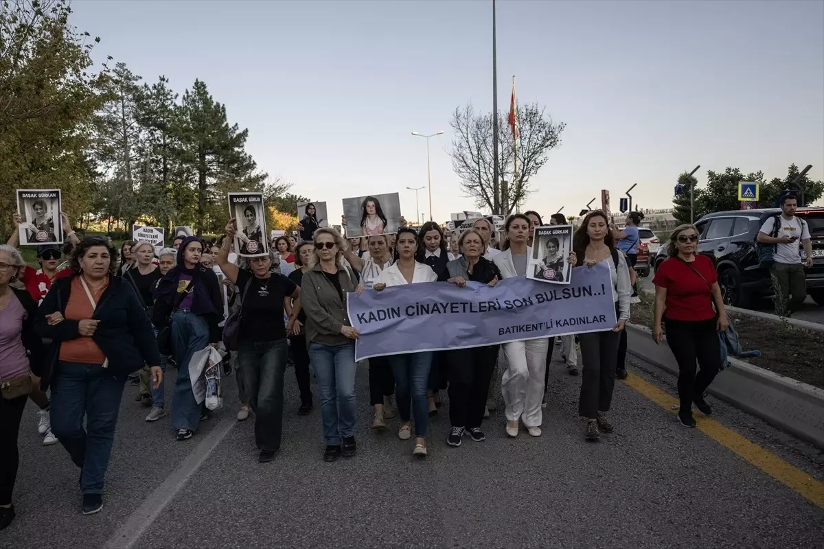 Kadın Cinayetleri Protesto Edildi