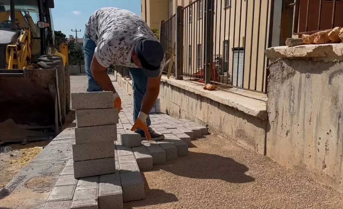 Güdül Belediyesi Kasım Dede Türbesi\'nin Bakımını Yaptı