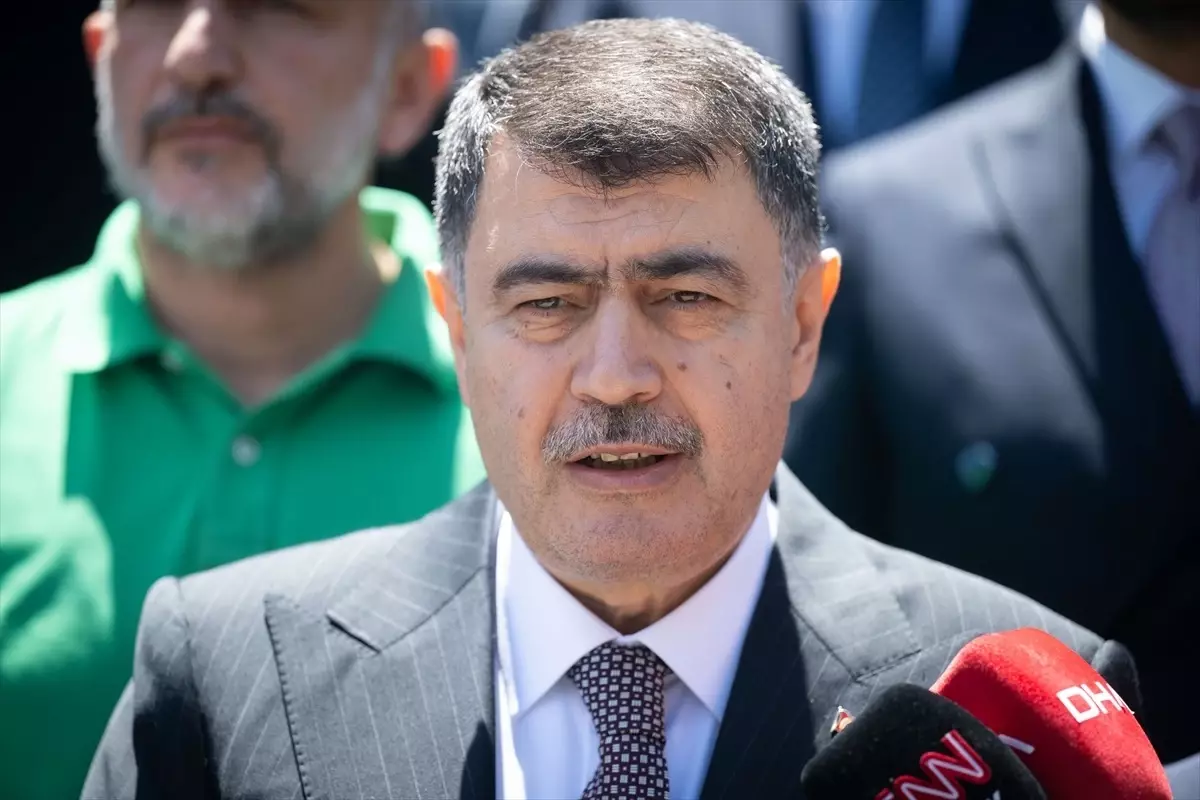 Vali Şahin: Yangınlar için duyarlılık çağrısı