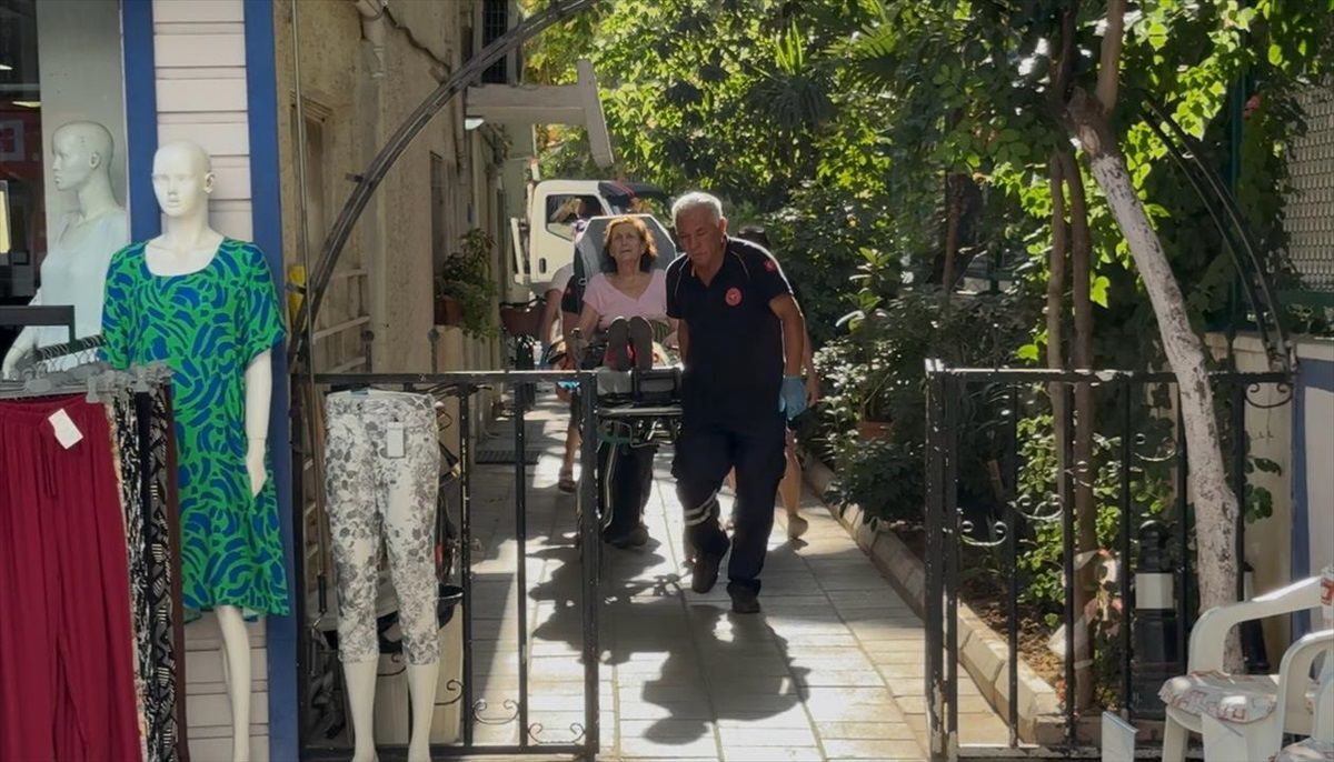 80 Yaşındaki Kadına İtfaiye Müdahalesi