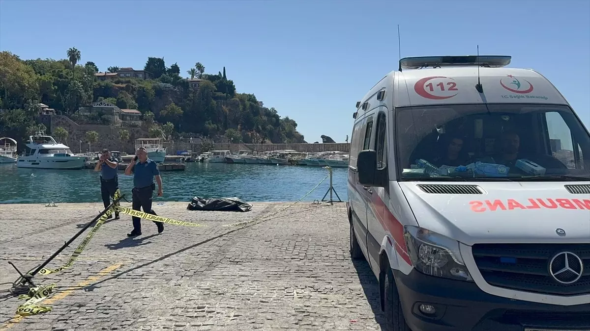 Falezlerden Düşen Genç Hayatını Kaybetti