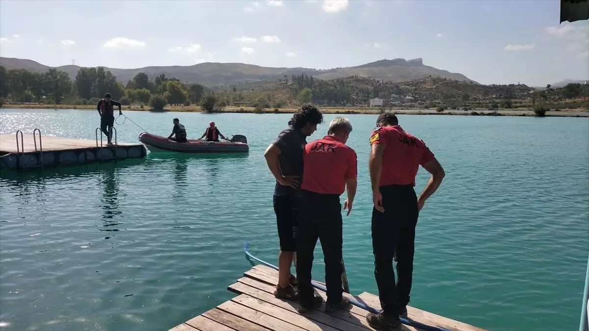 Manavgat\'ta Kaybolan Genç İçin Arama Başlatıldı