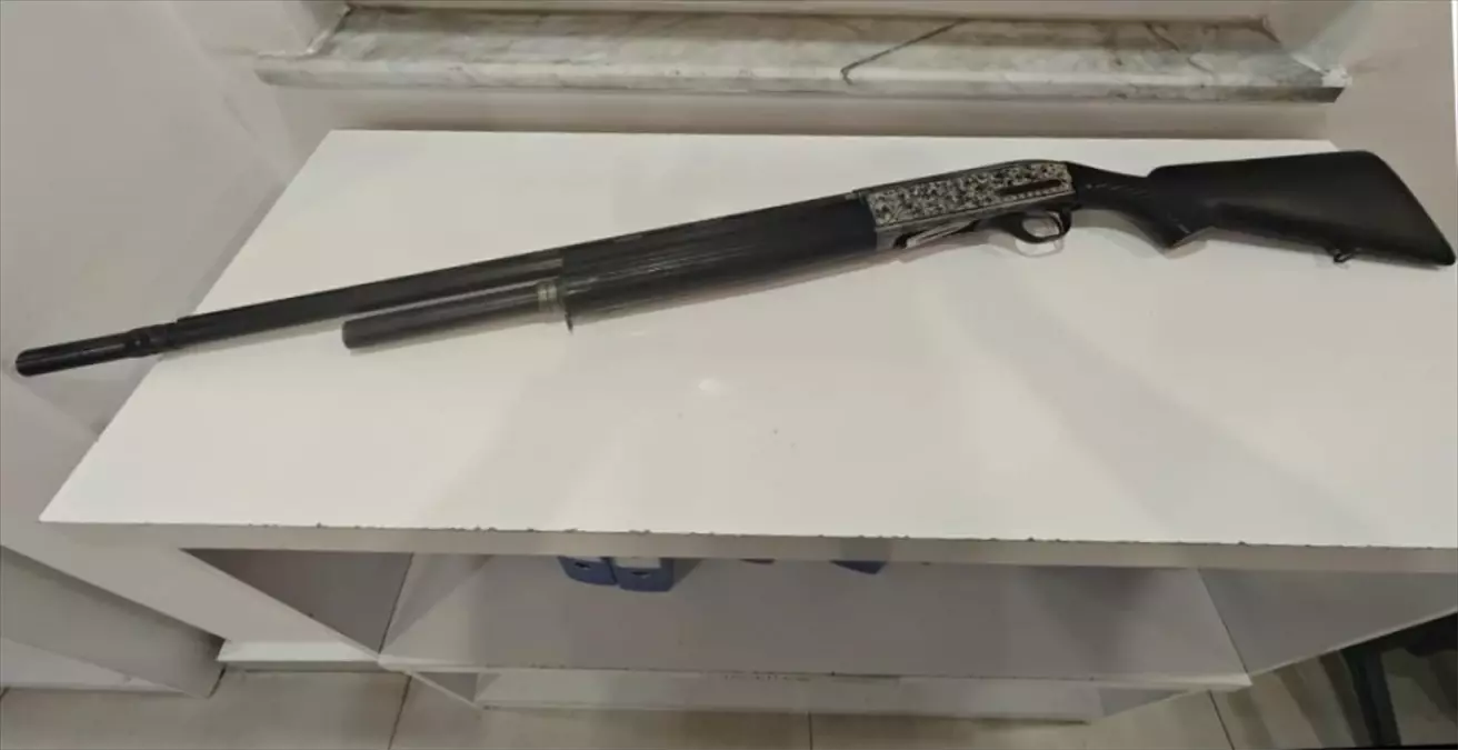 Antalya\'da Motosikletli Polis Timlerinden Suçlu Avı