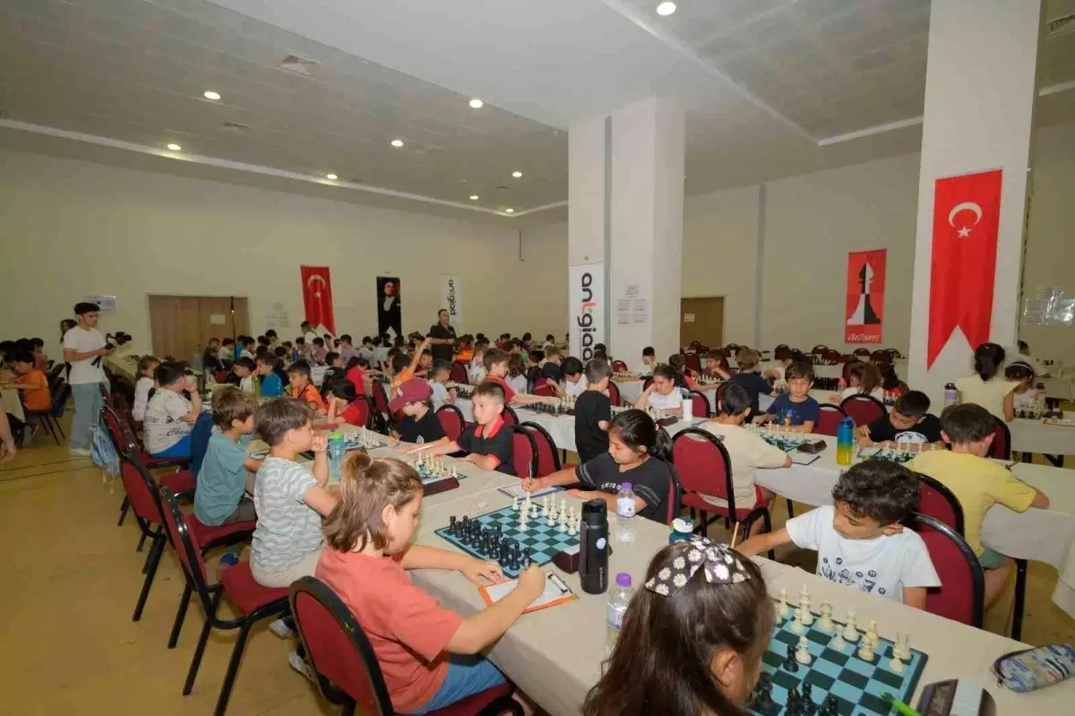 Antalya\'da Satranç Turnuvası Coşkusu