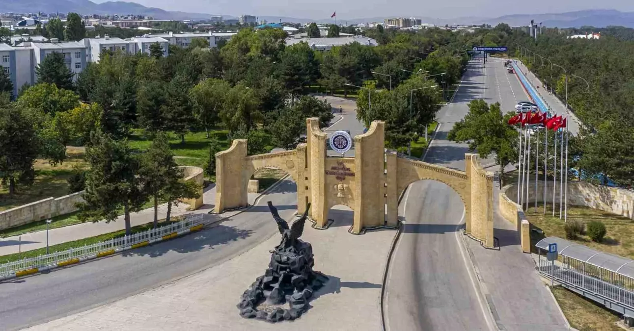 Atatürk Üniversitesi DUS\'ta Zirveye Taşıdı