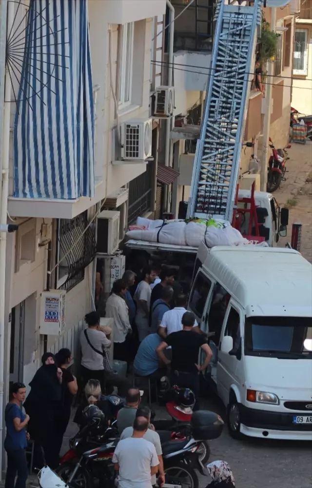 310 Kilogram Ağırlığındaki Barış Yıldırım'ın Cenazesi Asansörle Çıkarıldı