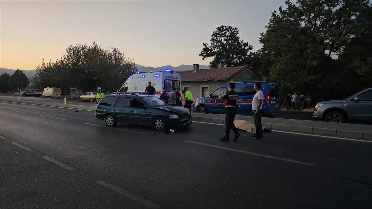 Yaya Trafik Kazasında Hayatını Kaybetti