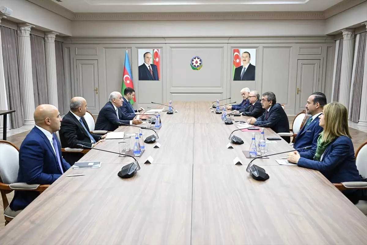 Asadov ve Tekin Eğitimde İşbirliği Görüşmesi