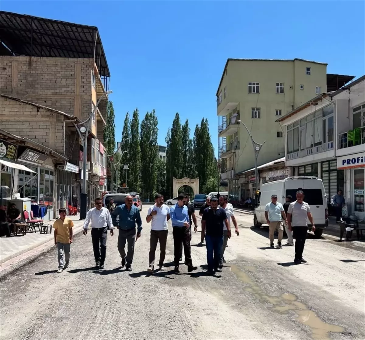 Bahçesaray\'da Yol ve Kanalizasyon Denetimi