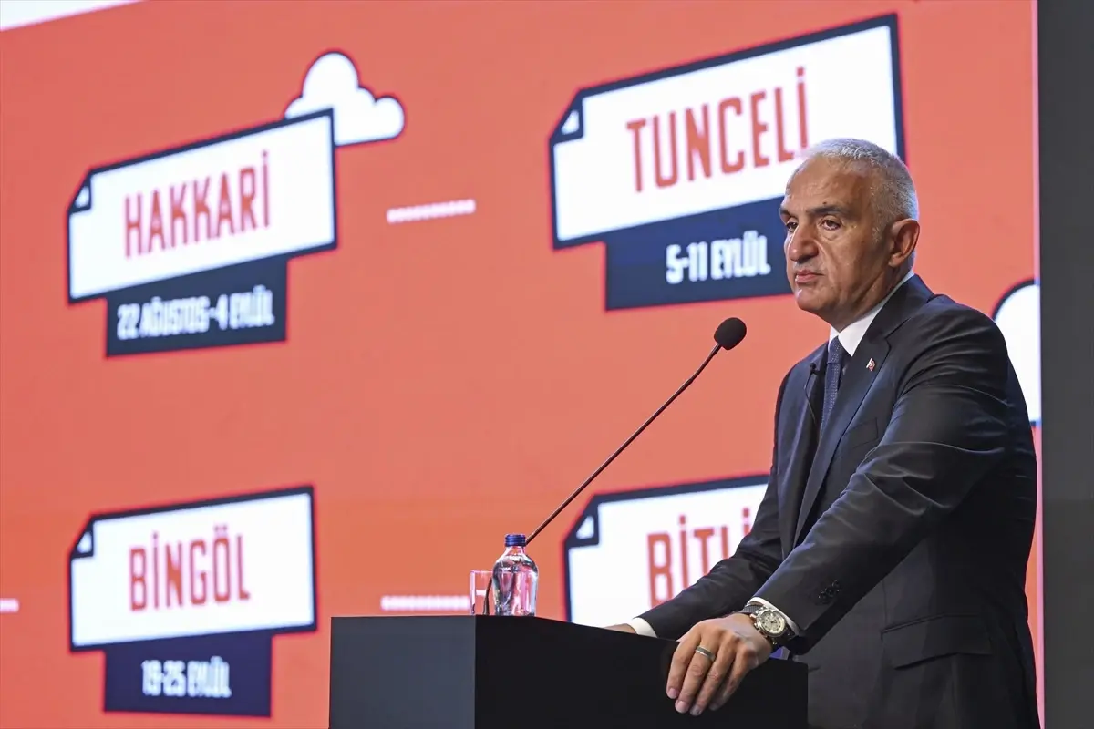 Bakan Ersoy, 2025\'in ilk 6 ayına ilişkin turizm verilerini değerlendirdi Açıklaması