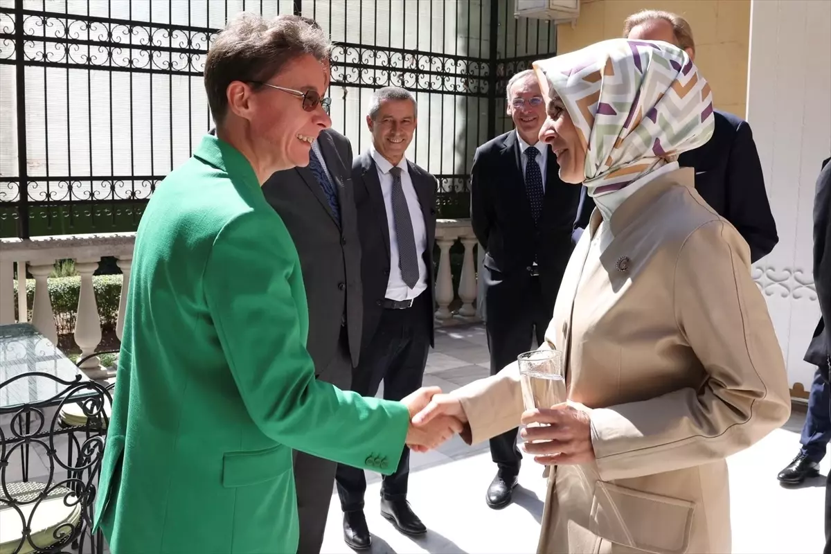 Bakan Göktaş Frankofon Büyükelçilerle Buluştu