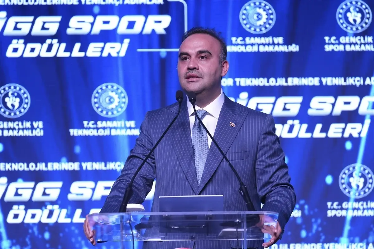Bakan Kacır, BİGG Spor Ödülleri Töreni\'nde konuştu Açıklaması