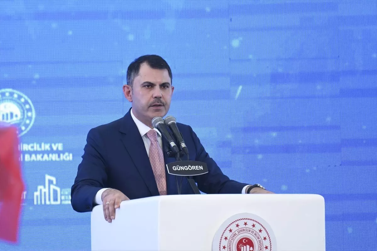 Bakan Kurum, Güngören\'deki anahtar teslimi, temel atma ve açılış töreninde konuştu Açıklaması