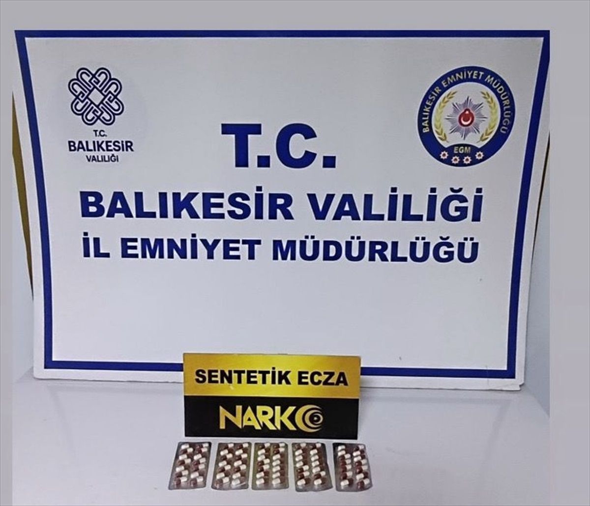 Balıkesir\'de Uyuşturucu Operasyonları: 4 Gözaltı