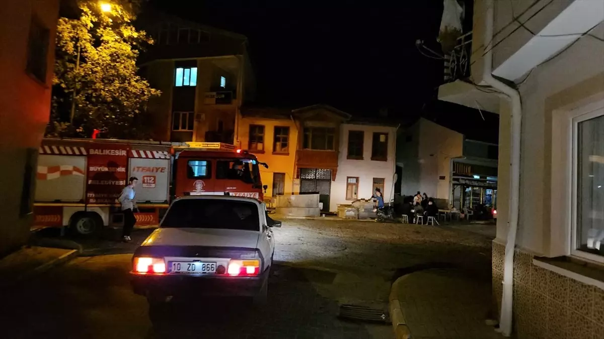 Sındırgı\'da 4,9 Büyüklüğünde Deprem