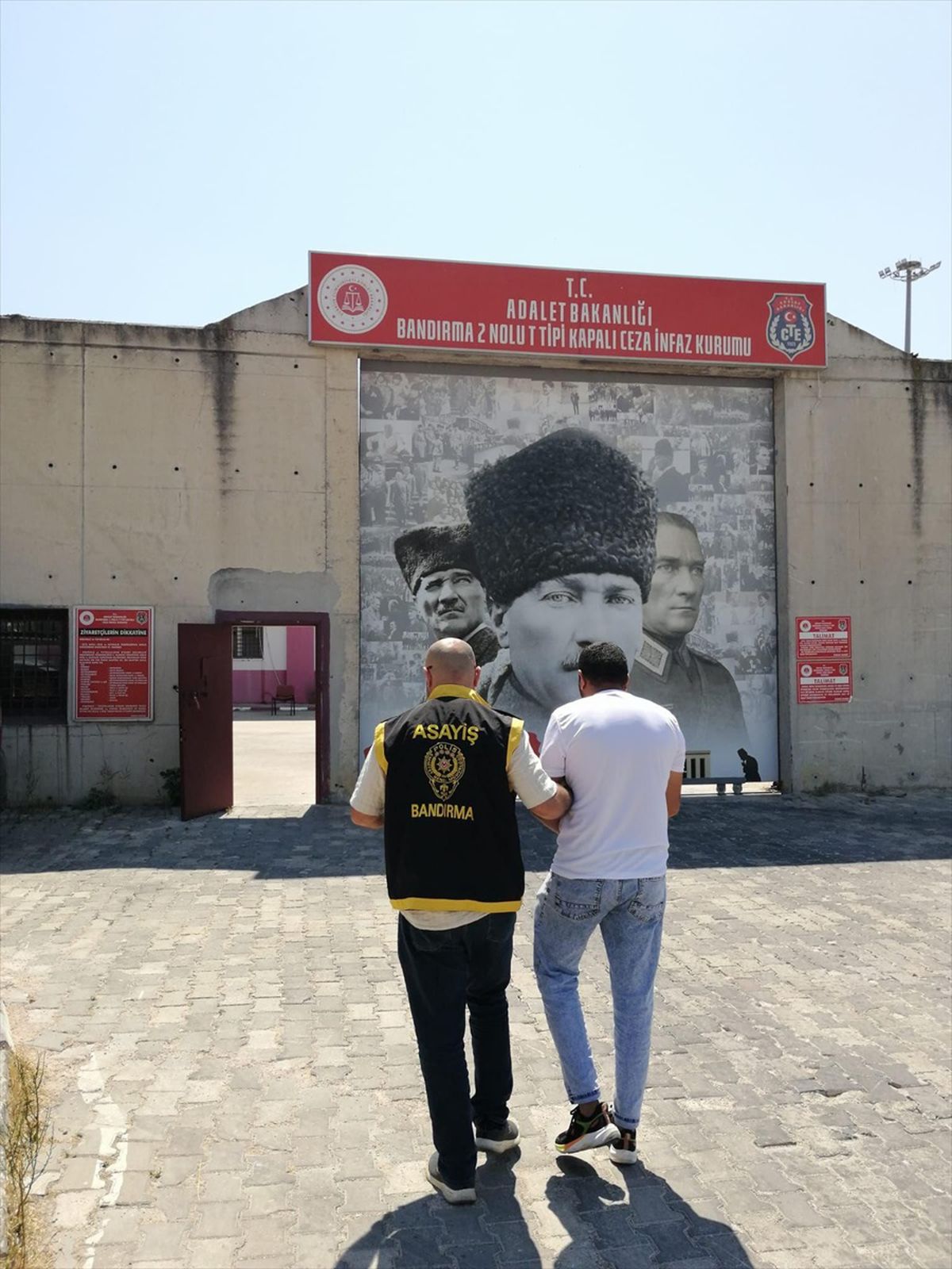 Balıkesir\'de 42 Şüpheli Yakalandı