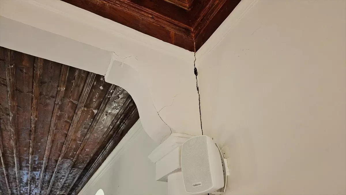Sındırgı\'da Deprem Anı Kaydedildi