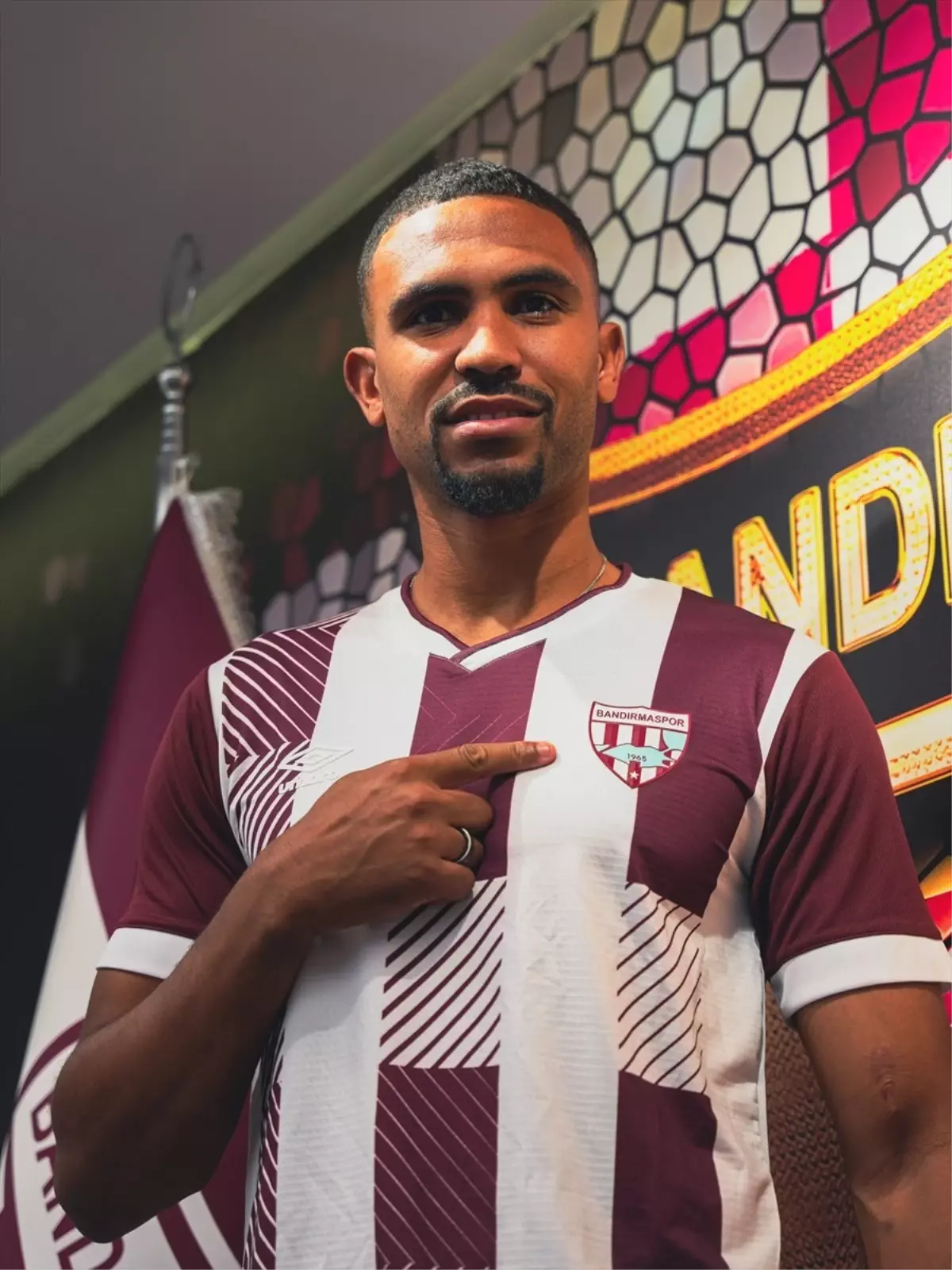 Bandırmaspor Cedric Hountondji\'yi Kadrosuna Kattı