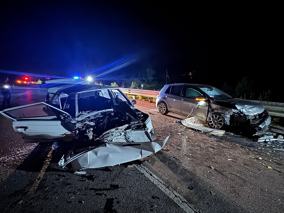 Bartın\'da Trafik Kazası: 4 Yaralı