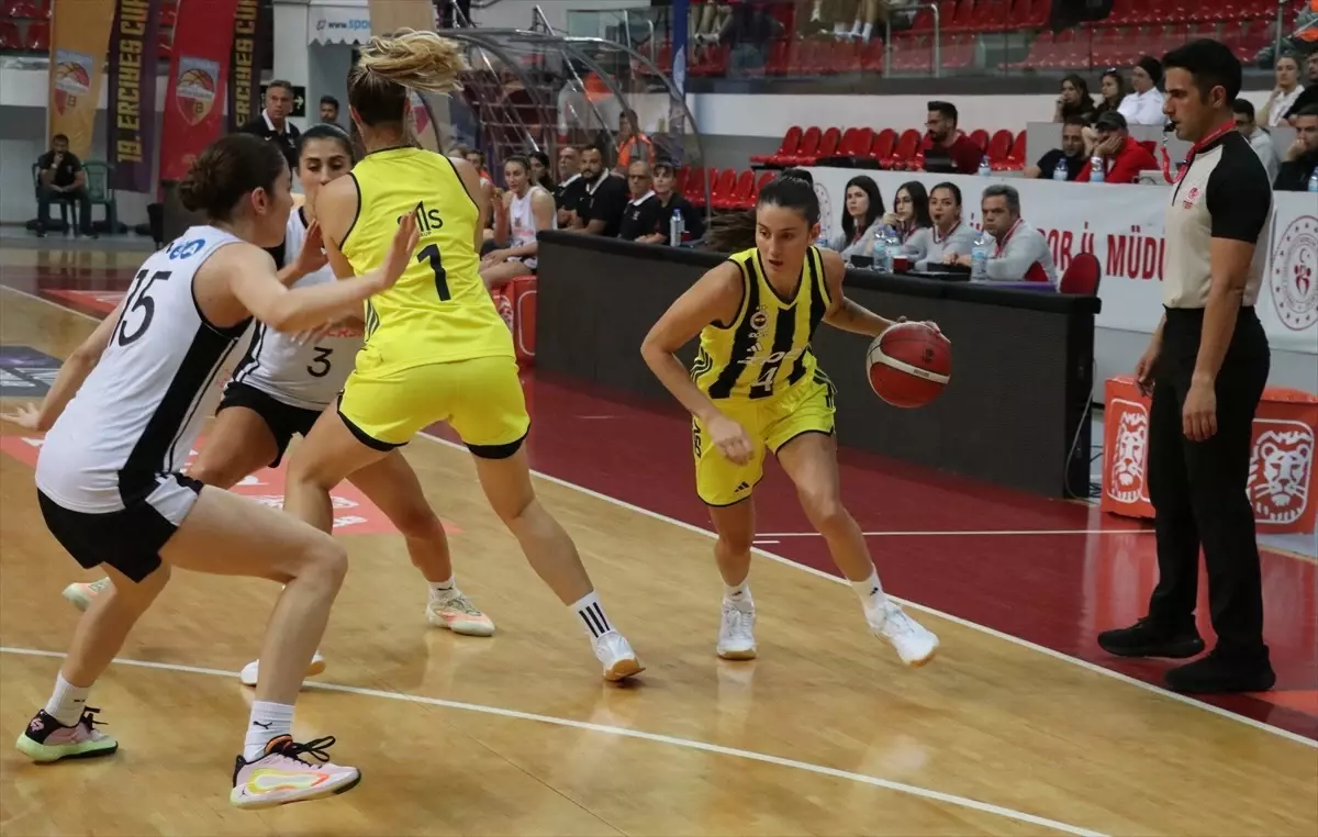 Fenerbahçe Opet Erciyes Kupası\'nda Galip